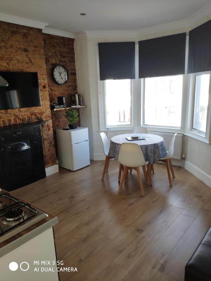 Beresford 1St Floor Seafront Apartment Southend-on-Sea Buitenkant foto